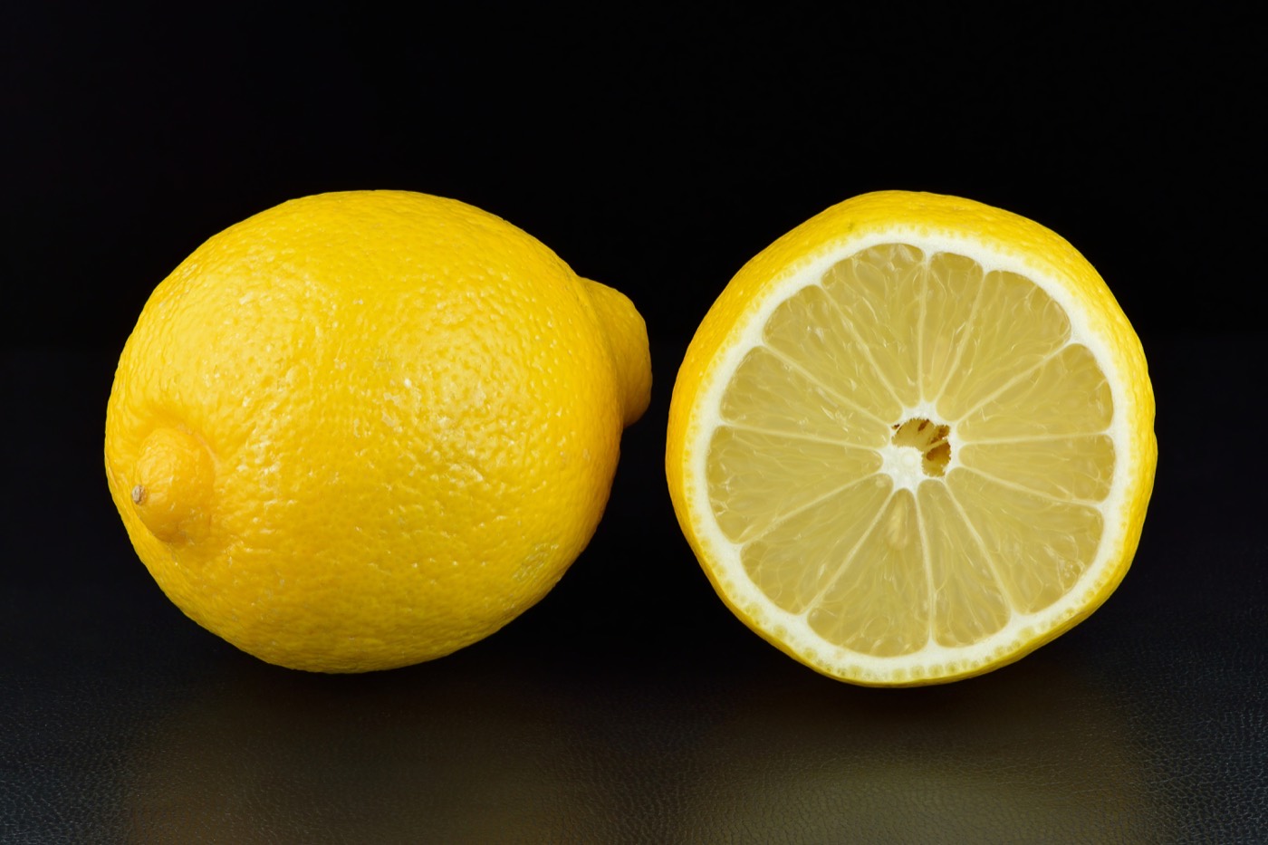 A whole and split lemon